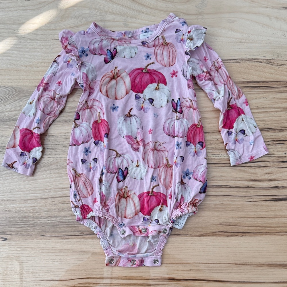 Posh Peanut 18-24 Pink and Purple Pumpkin Bodysuit